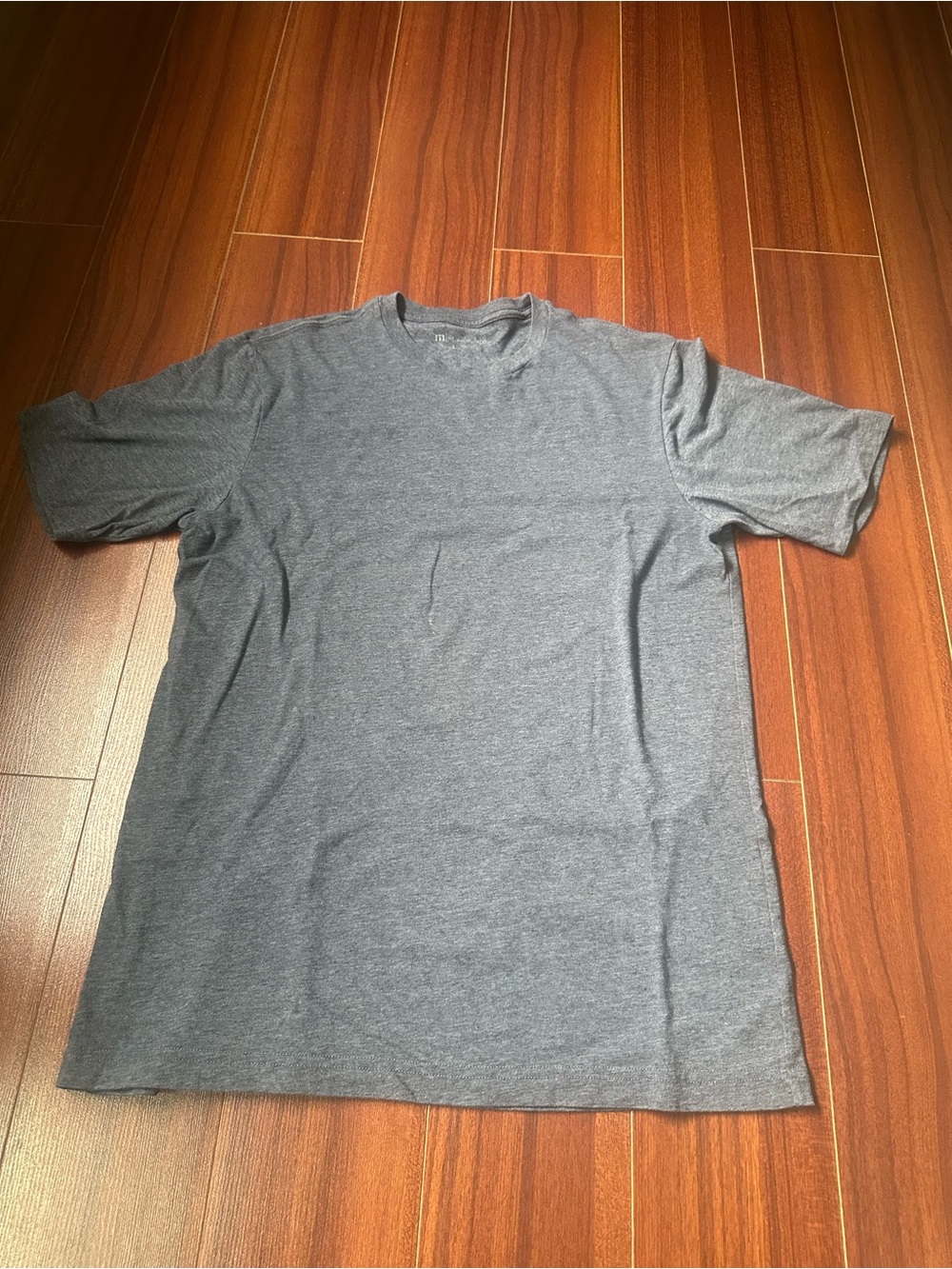 Travis Mathew Men's Short Sleeve Crew T-Shirt in Heather Charcoal